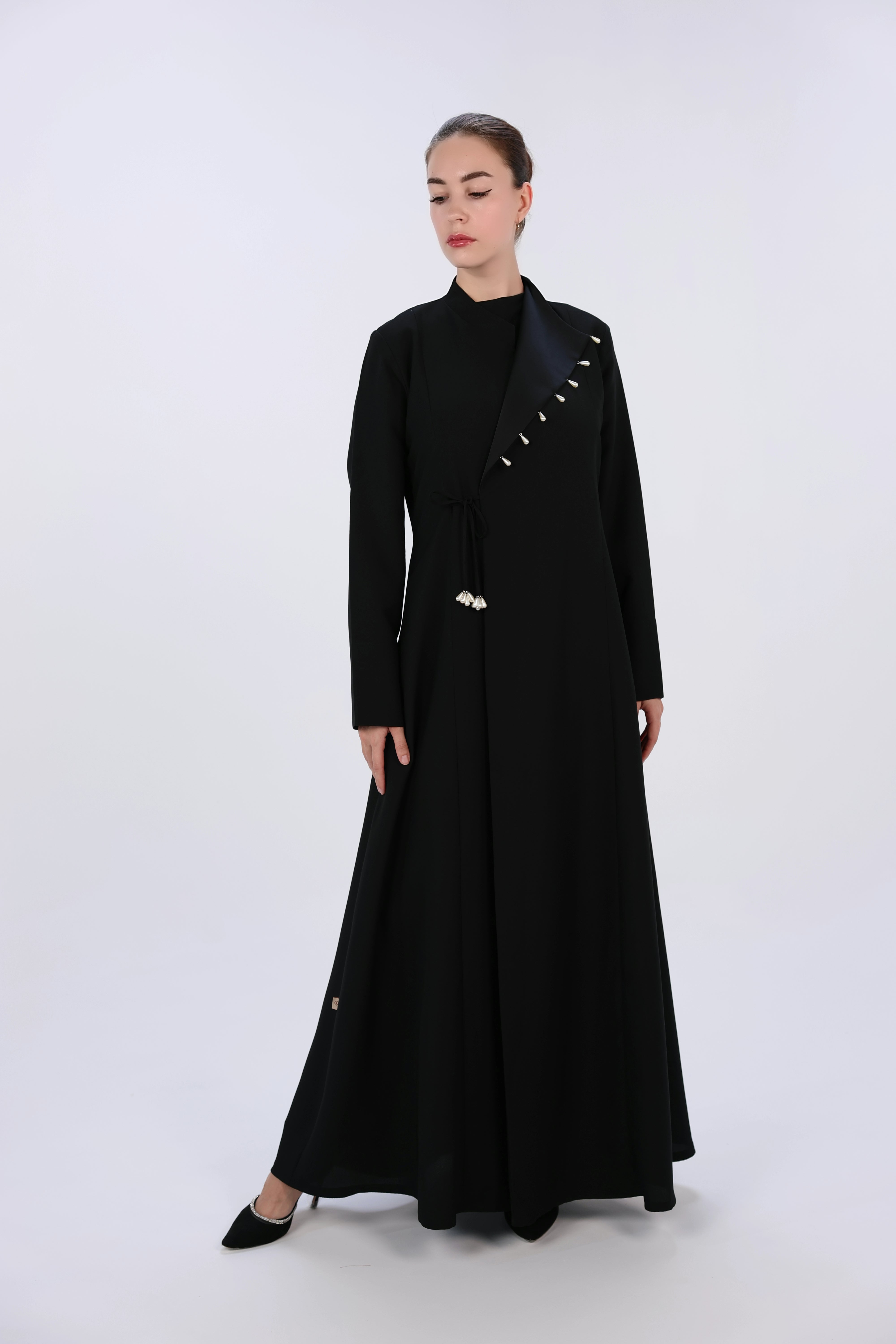 A25-37 Formal Black