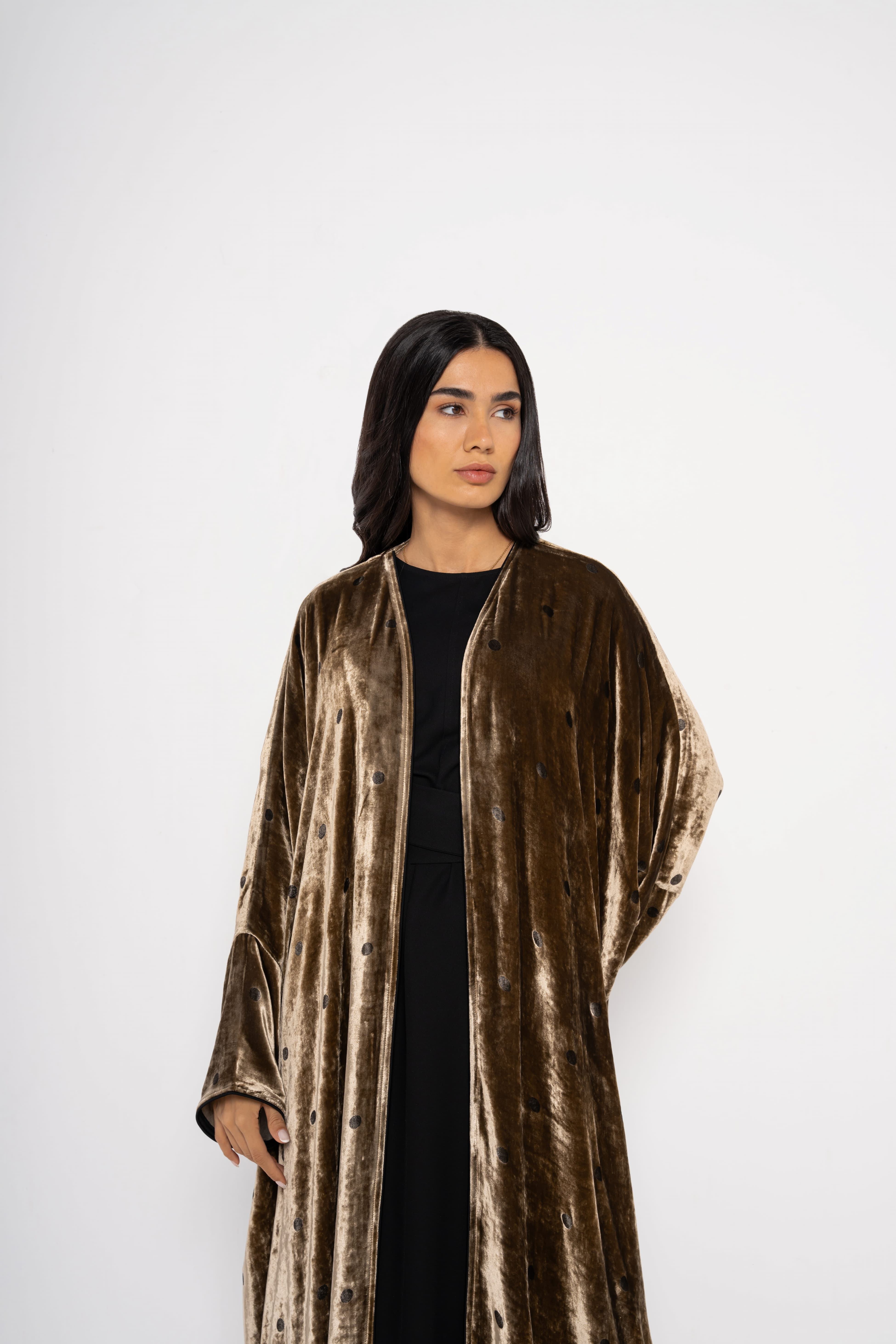 A25-57 Golden Bolka Dots