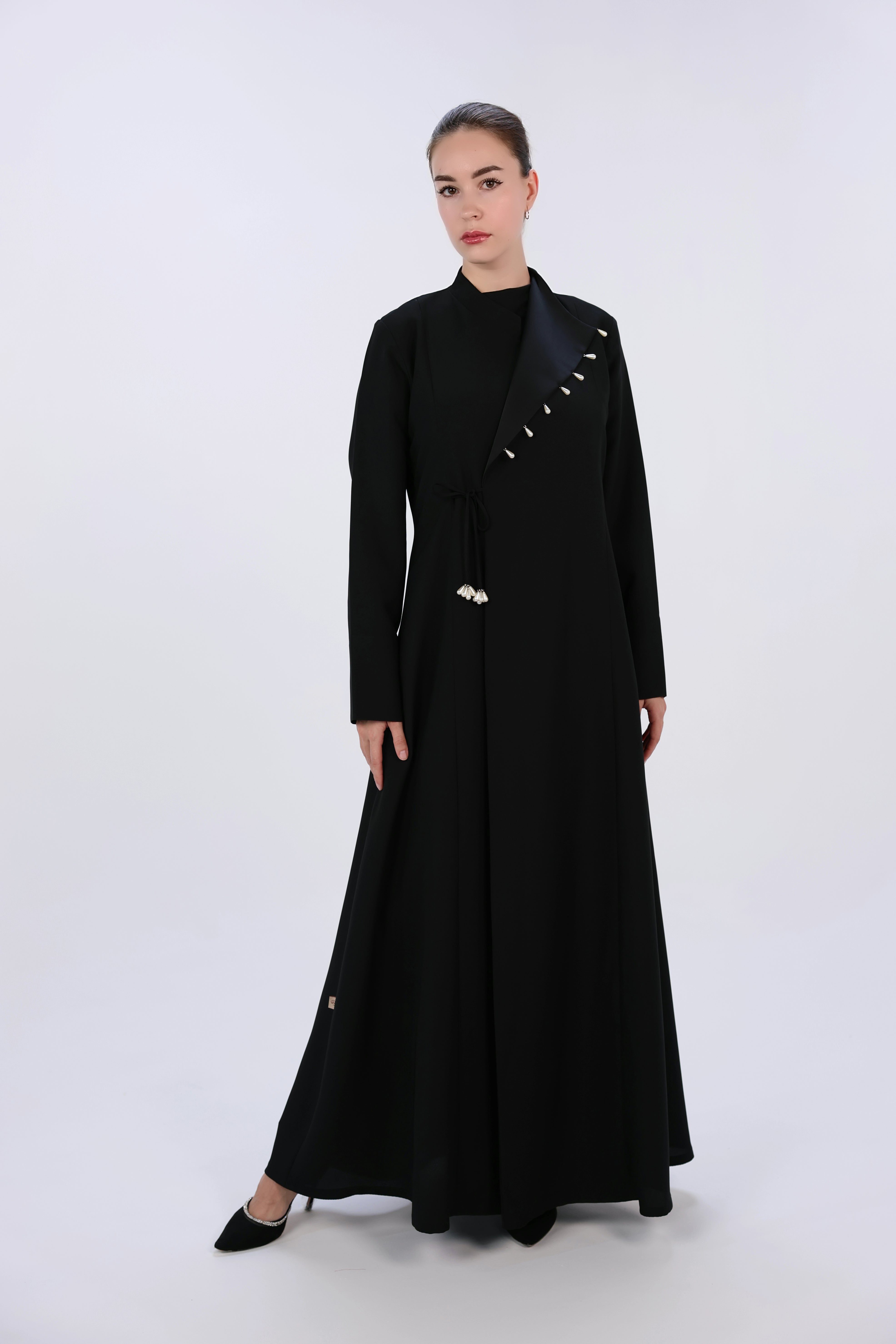 A25-37 Formal Black