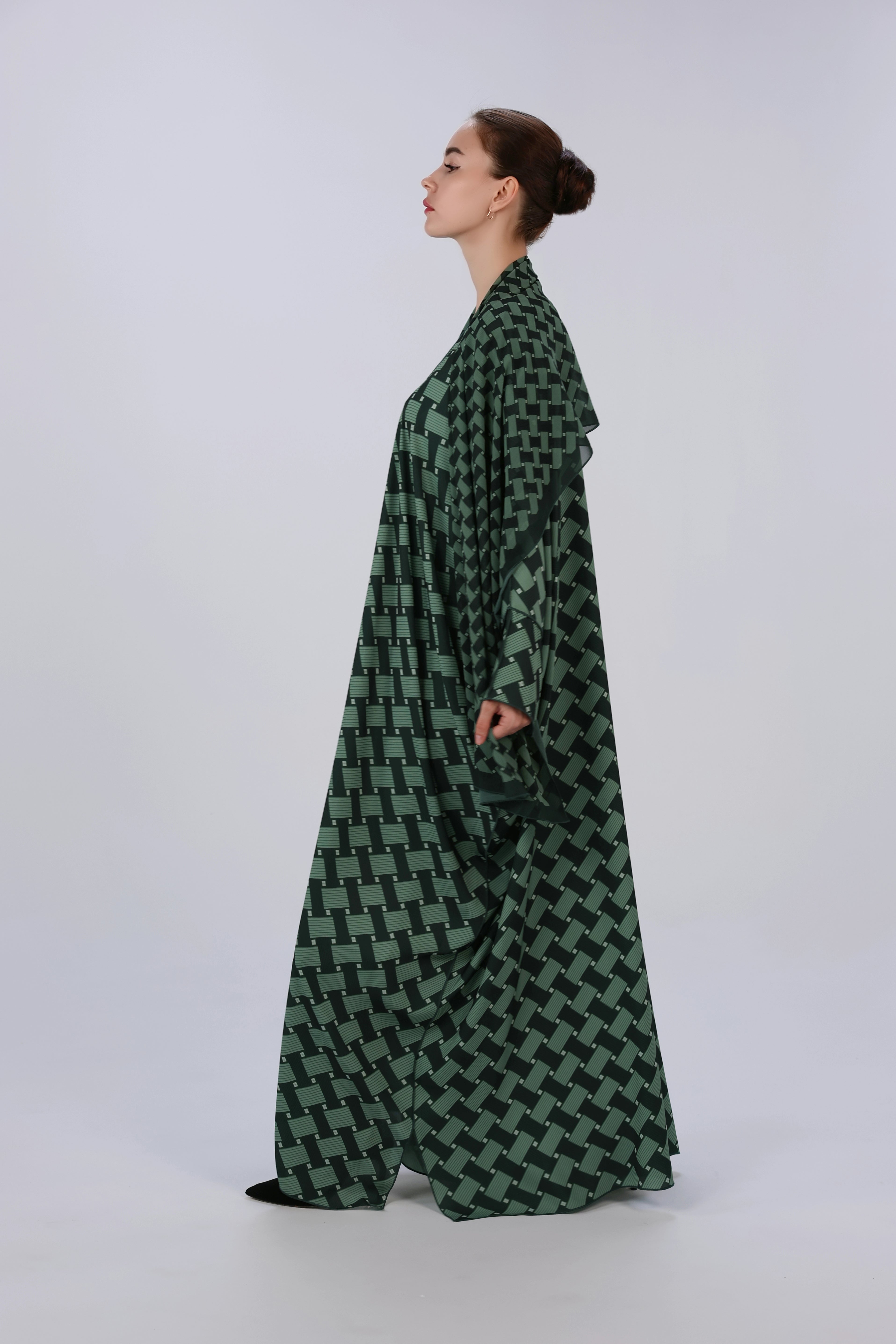 A25-34 Sequence Green