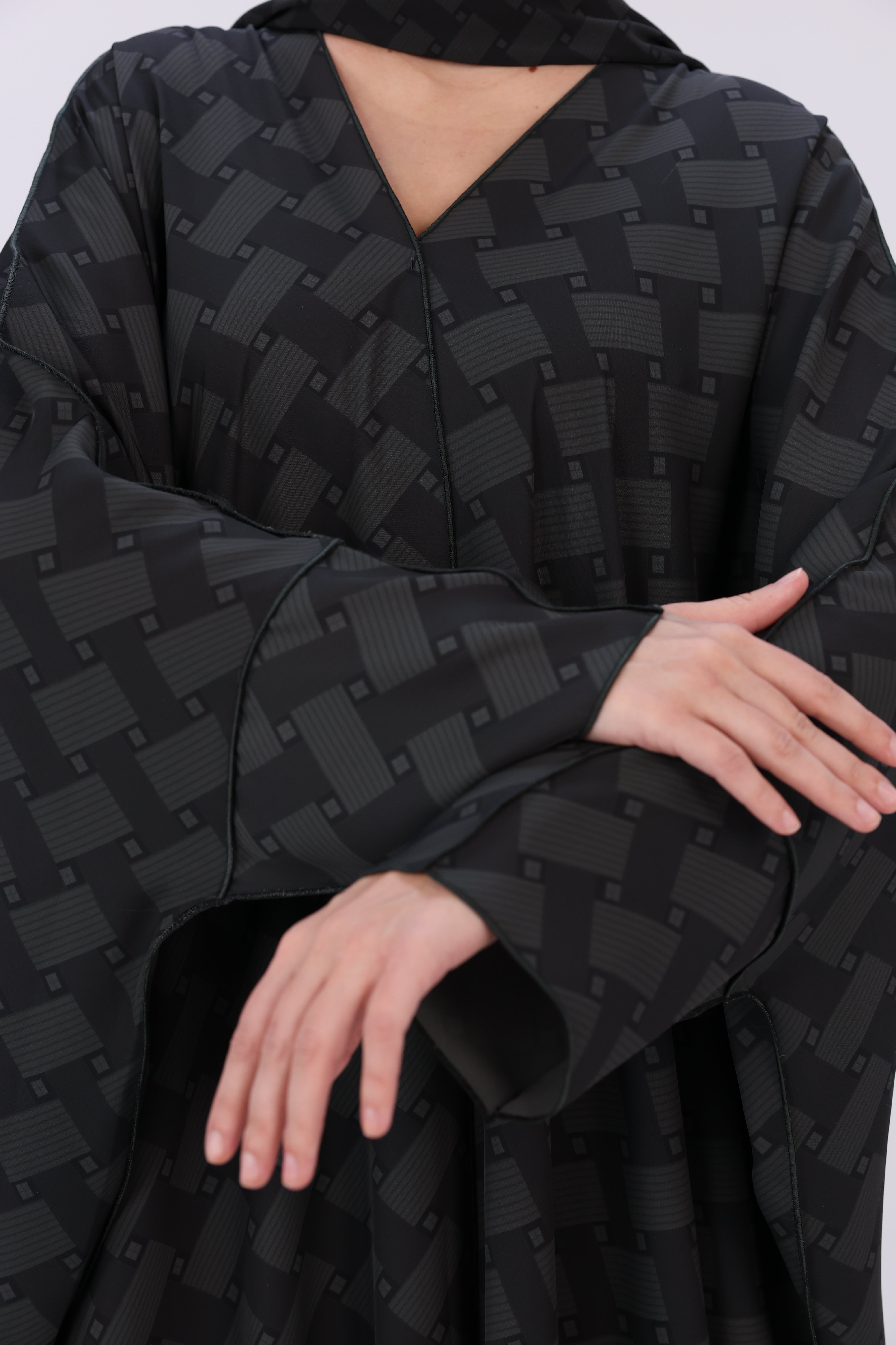 A25-35 Sequence Black